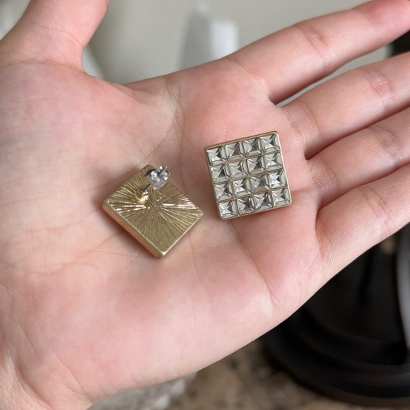 ✨ Square Crystal Stud Earrings — Modern Chic, Gold Plated, Statement Zirconia - Picture 3 of 8
